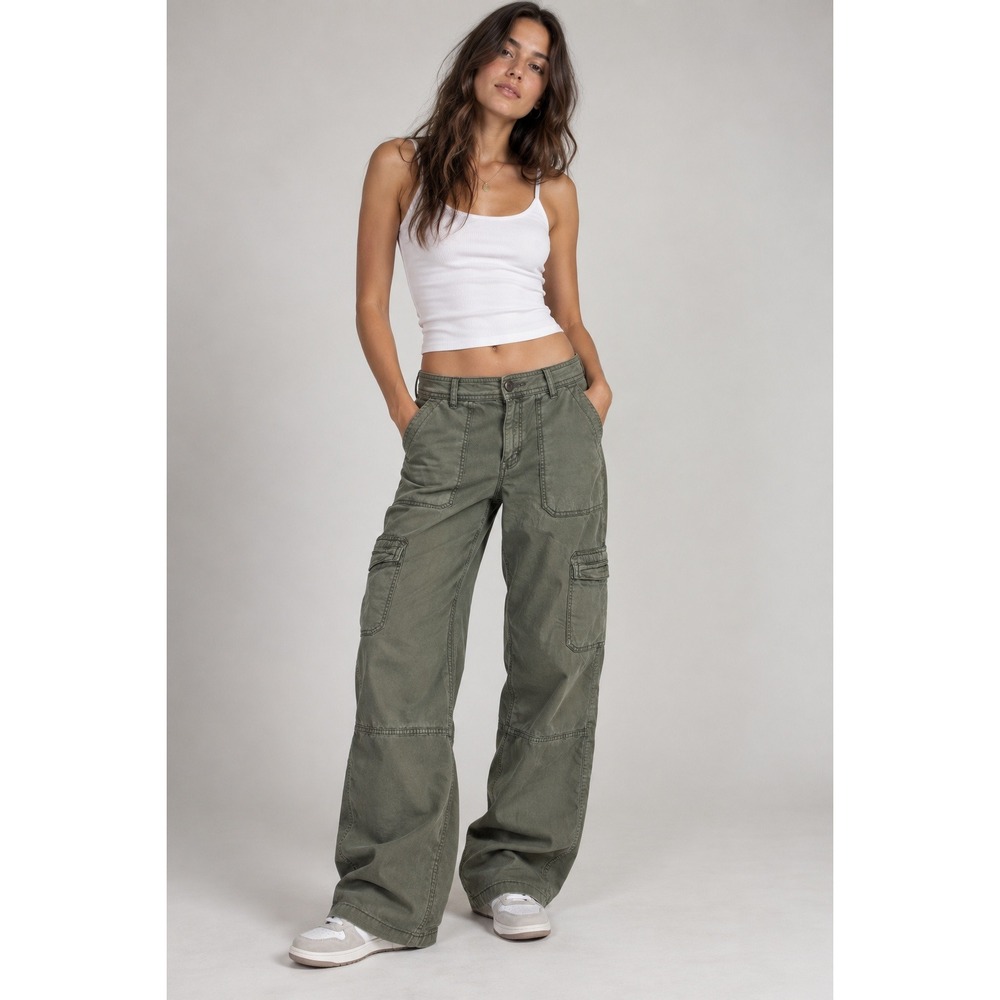 American Eagle Womens 0 Y2K Cargo Pants Olive Gray Wide Leg Utility Military
